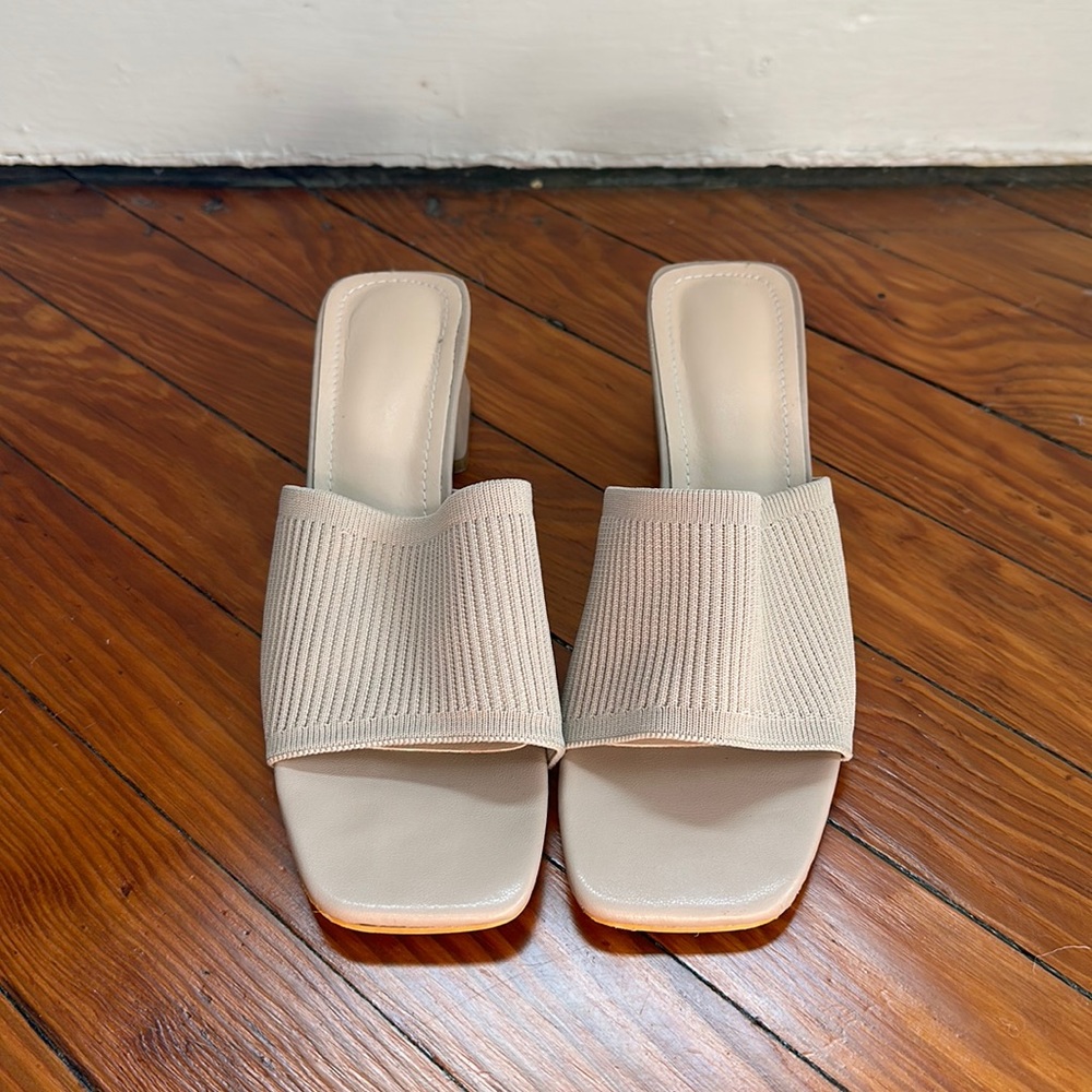 Creme Sweater-Stretch Sandals